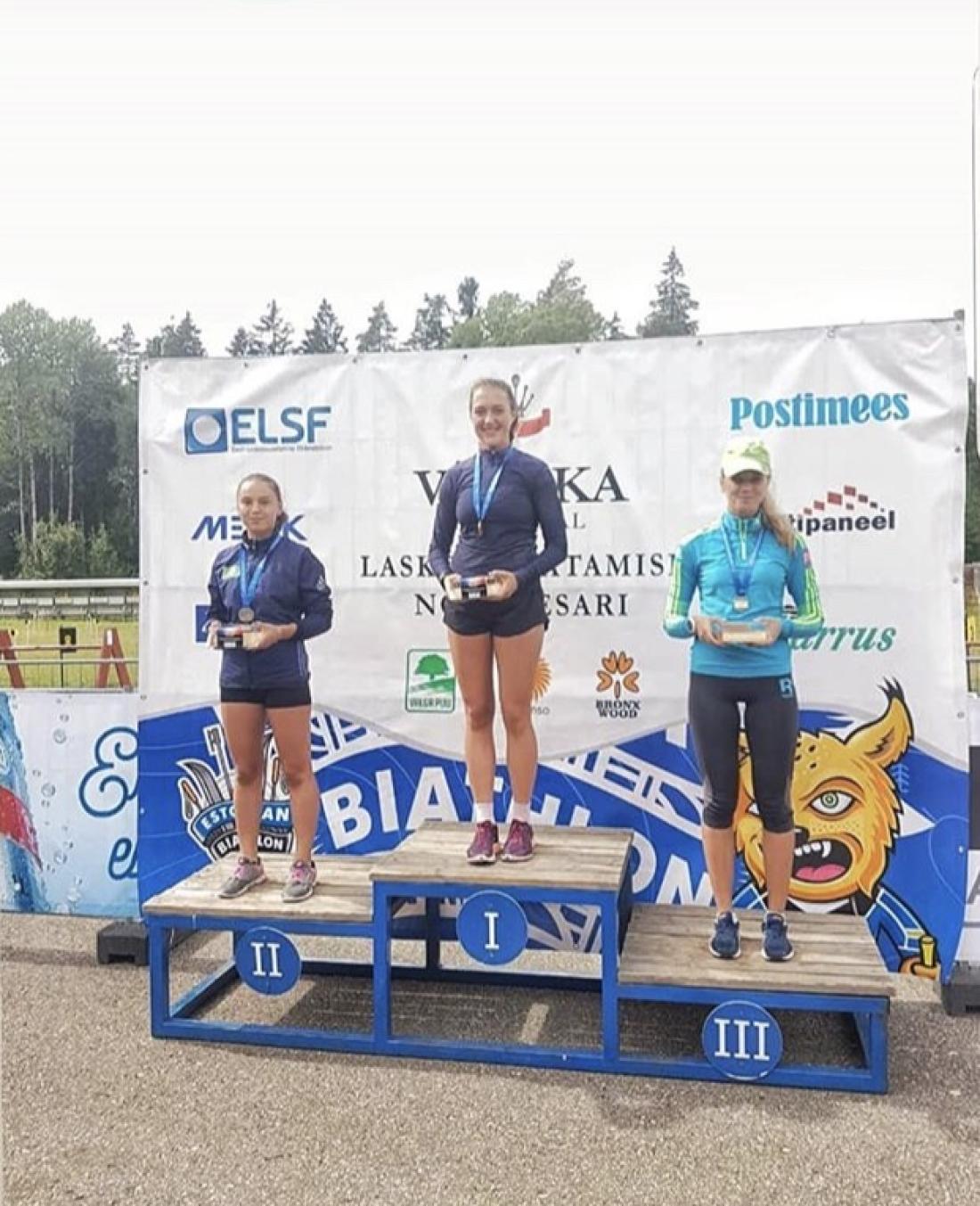 Наши юниорки заняли весь пьедестал Открытого Чемпионата Эстонии по биатлону