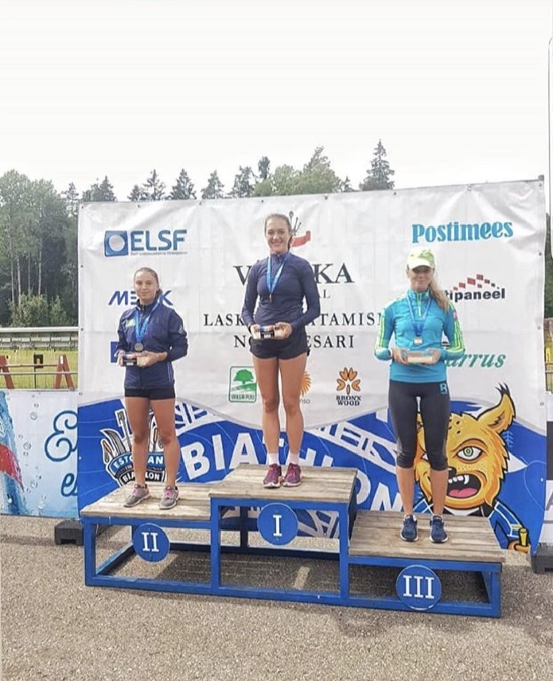 Наши юниорки заняли весь пьедестал Открытого Чемпионата Эстонии по биатлону