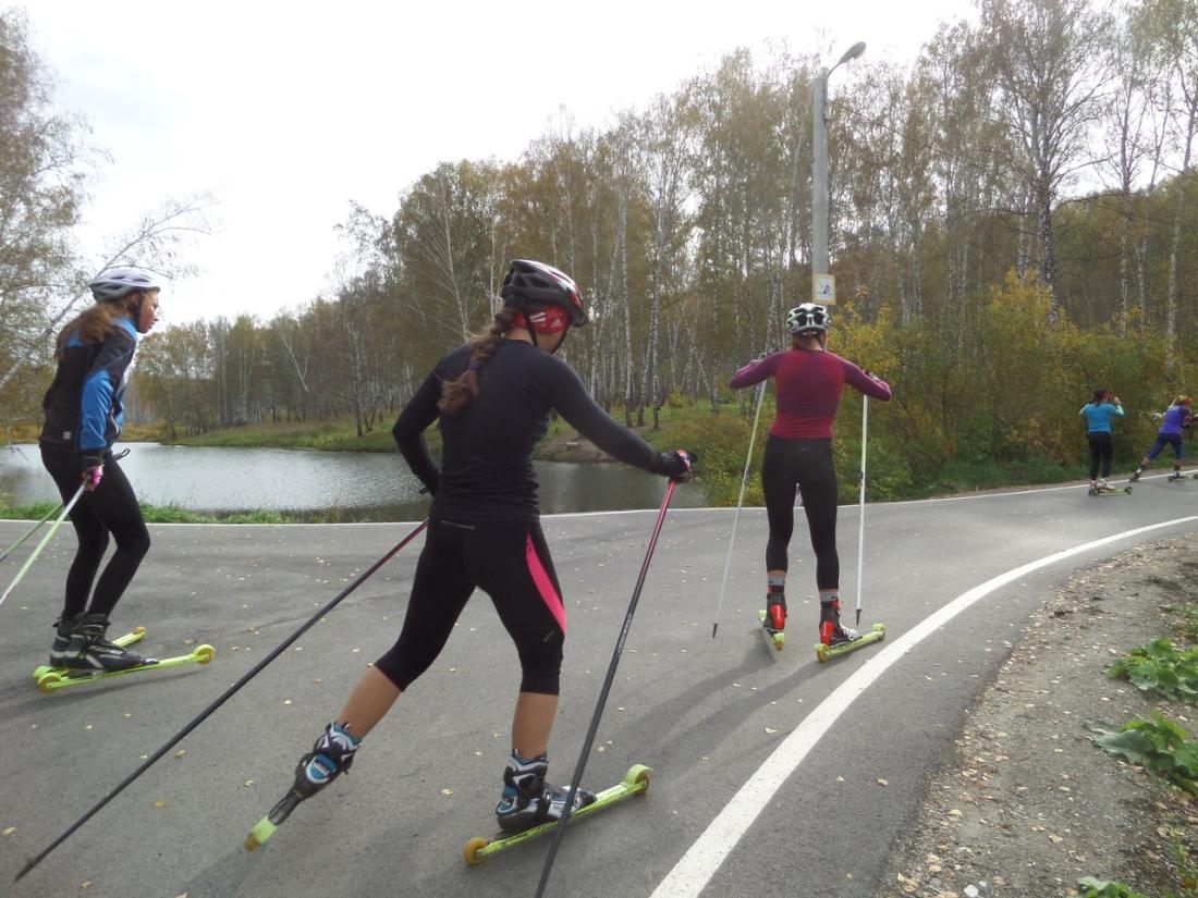 Осень, прозрачное утро, Небо как будто в тумане Осень, прозрачное утро, Небо как будто в тумане