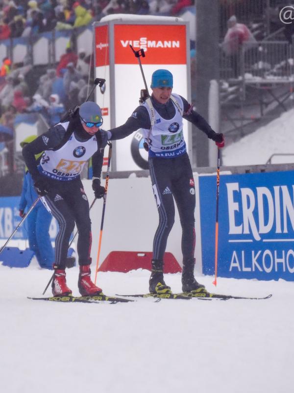 Одиннадцать команд мужской эстафеты получили LPD в последней гонке Оберхофа