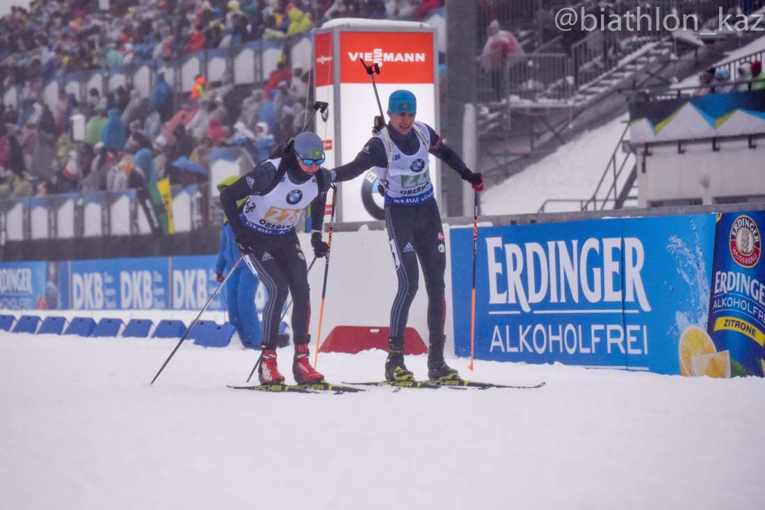 Одиннадцать команд мужской эстафеты получили LPD в последней гонке Оберхофа