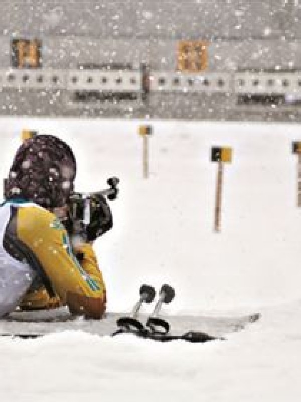 После отстранения от соревнований казахстанским биатлонистам наняли адвоката