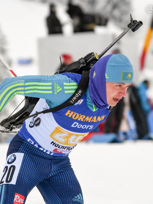 Команда юниоров из Казахстана в эстафете стала только 15й