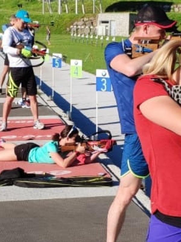 Национальная сборная Казахстана по биатлону проводит УТС в Поклюке