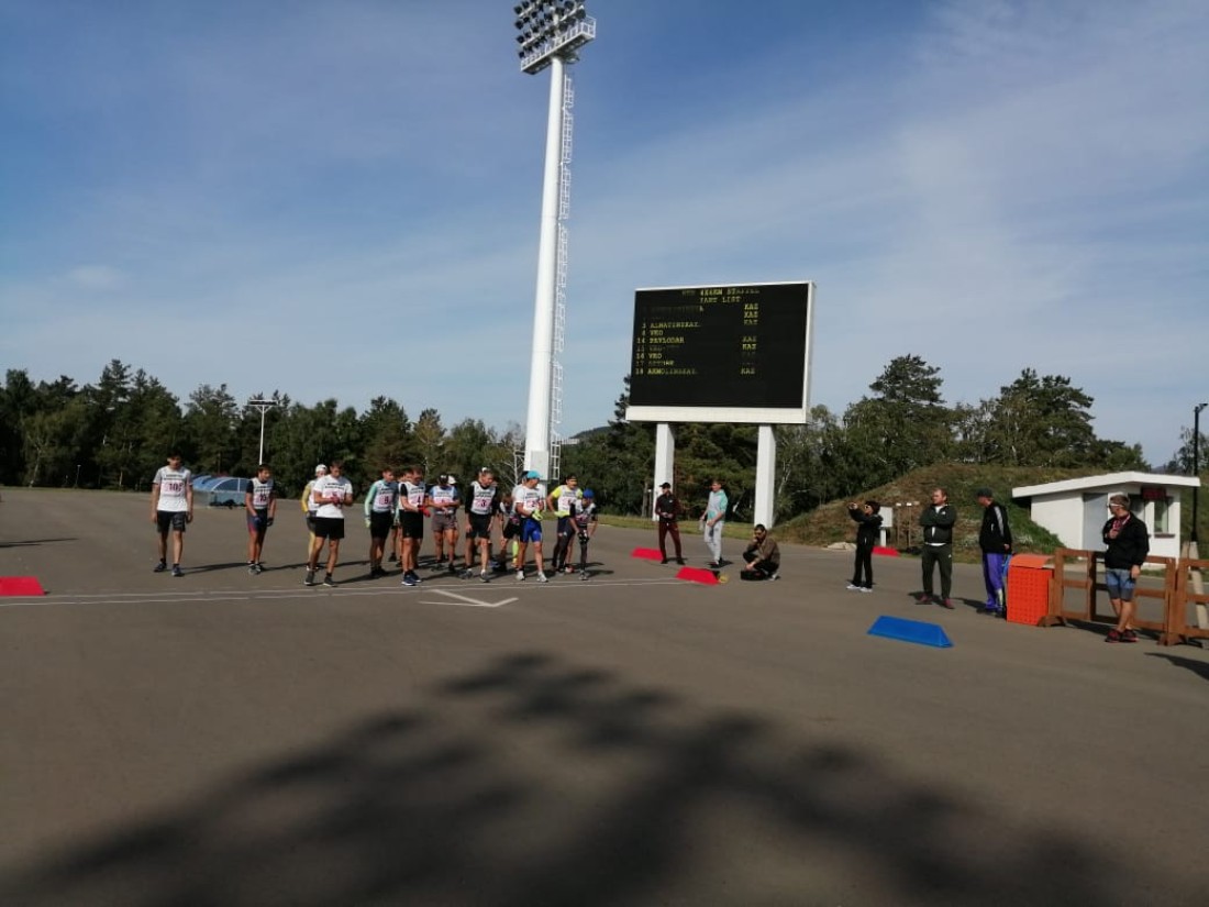 В Щучинске завершился первый день соревнований Чемпионата РК по летнему биатлону