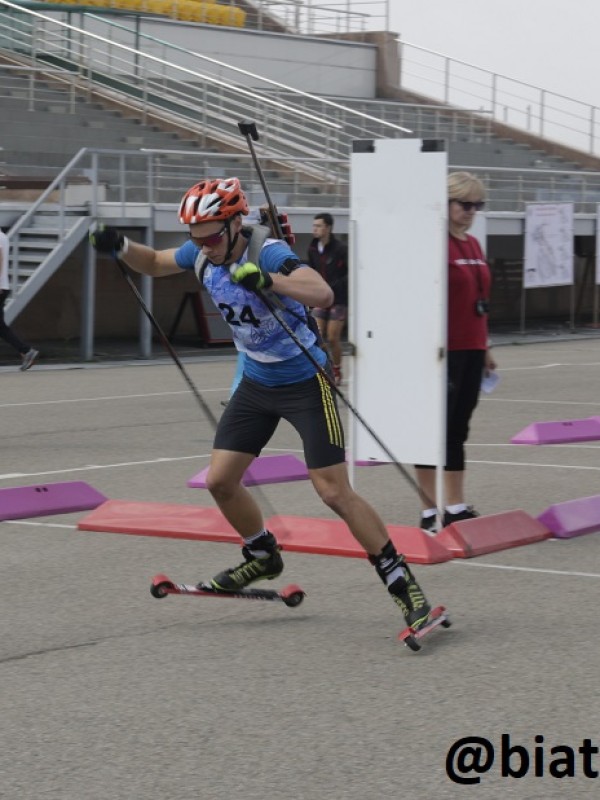 Акимов Никита стал лучшим в спринте среди юношей Летнего Чемпионата РК по биатлону