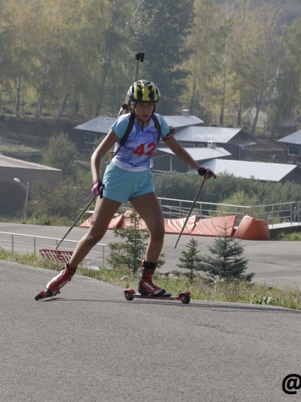 Кристина Титиевская стала лучшей в спринте среди девушек Летнего Чемпионата РК по биатлону