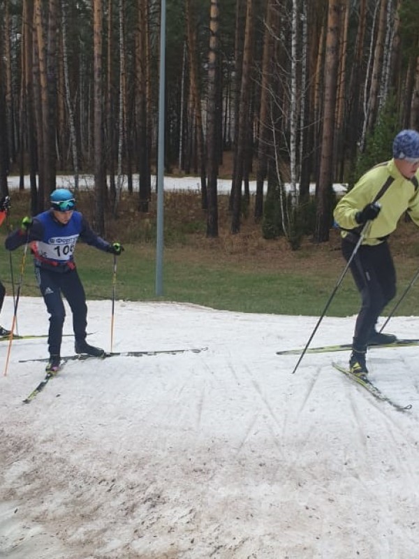 Сборная Казахстана по биатлону начала вкатку в Тюмени сезон 2019-2020