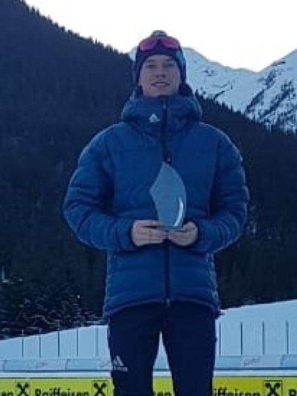 Никита Акимов стал первым среди юношей Biathlon Alpencup в Обертиллиахе