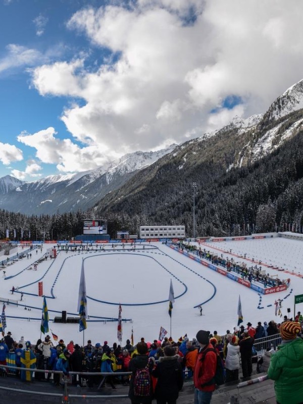 Старт лист индивидуальной гонки среди женщин VII го Этапа Кубка Мира Антхольц-Антерсельва (Италия)