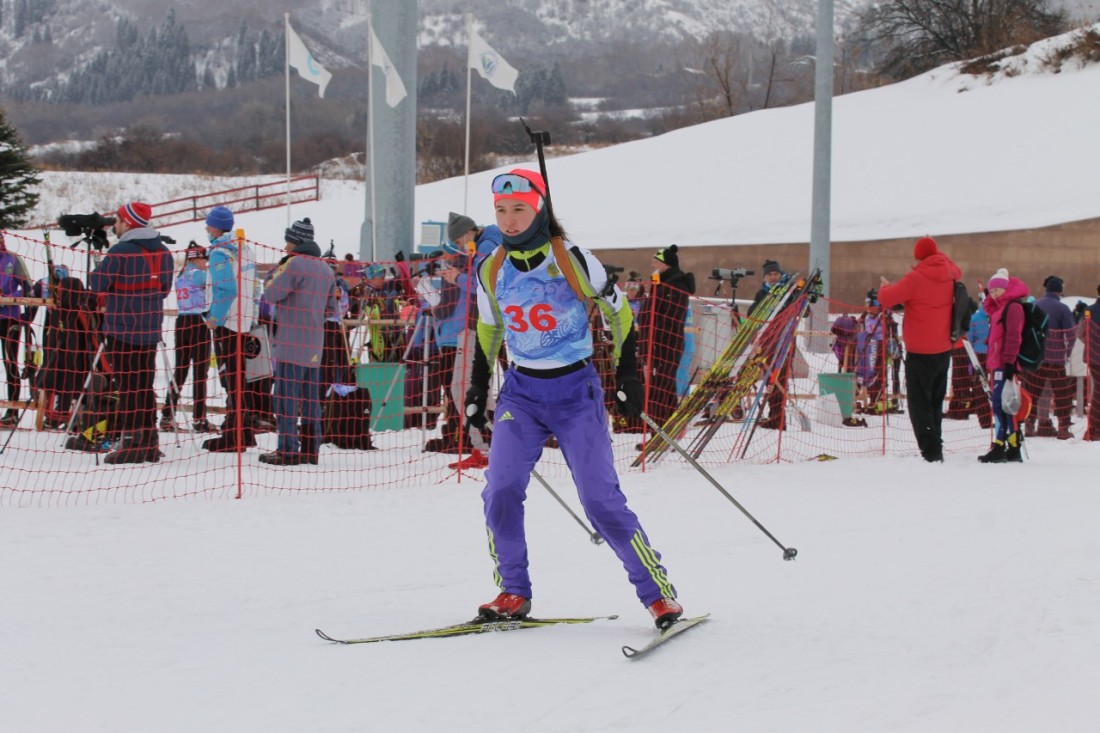ҚР Жастар чемпионаты. Талғар қ. "Алатау" қысқы ойын түрлері кешенінде спринт жарысынан басталған биатлон бәйгесі
