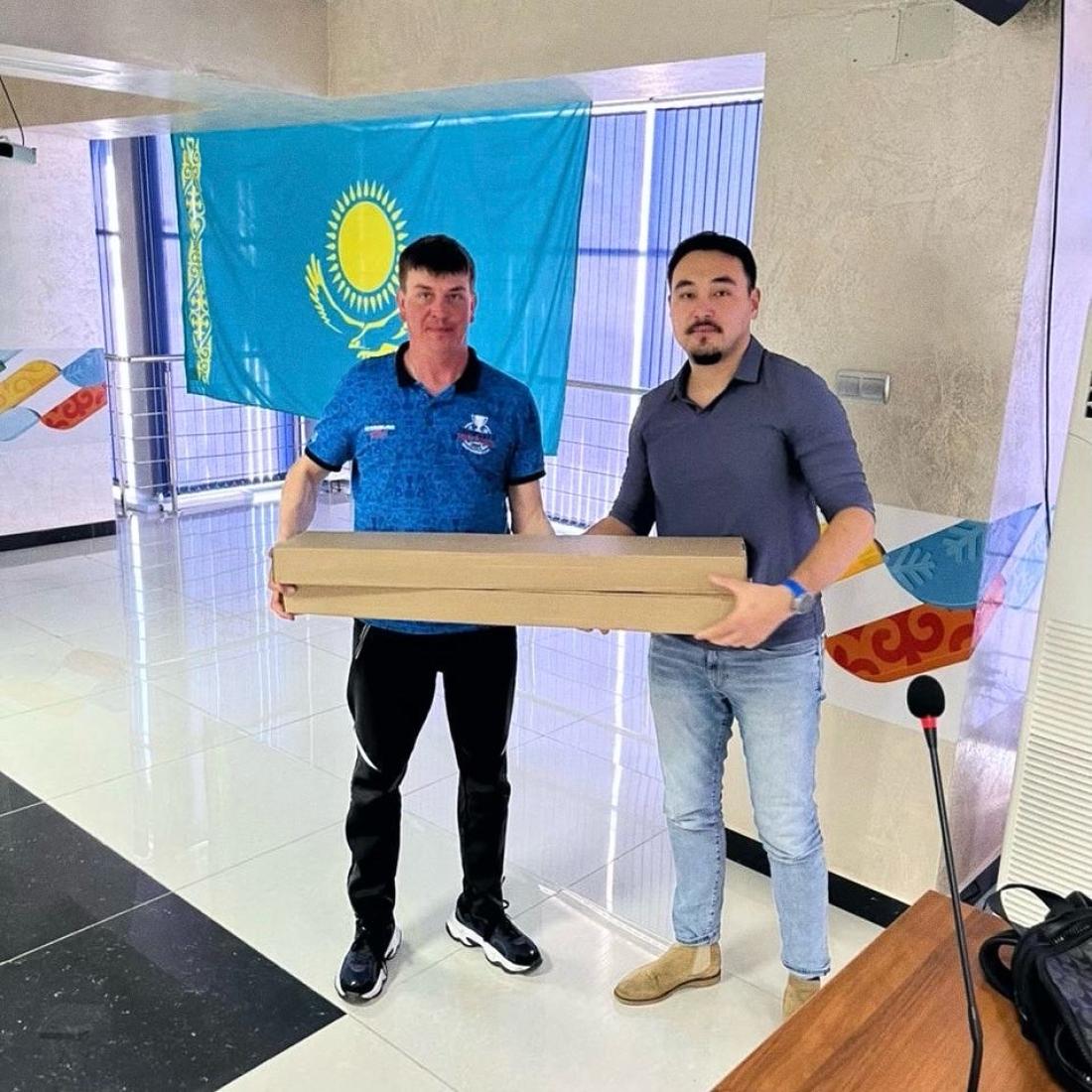 Балалар спортын дамыту бағдарламасы аясындағы құрал-жабдықтардың марапатталуы