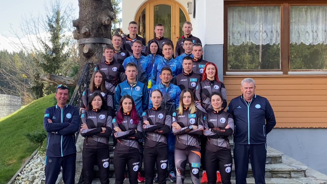 Қазақстан құрамасы сіздерді Қазақстан Республикасының күнімен құттықтайды