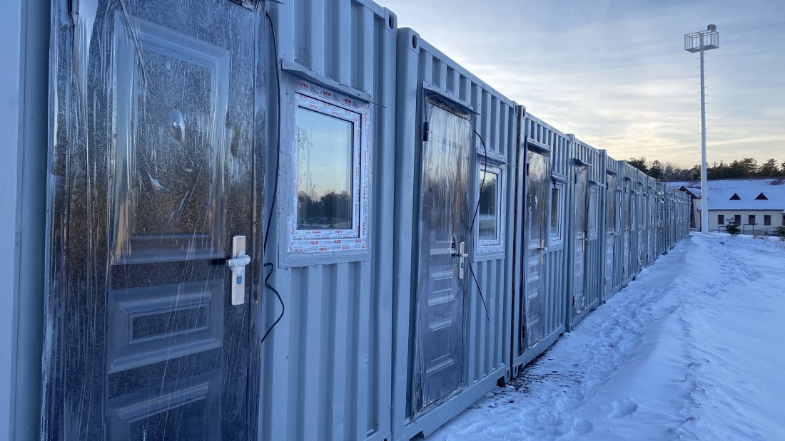 Стадионда вакс-кабиналар орнатылды Стадионда вакс-кабиналар орнатылды