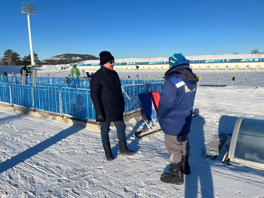 Президент СБК посетил стадион в Щучинске
