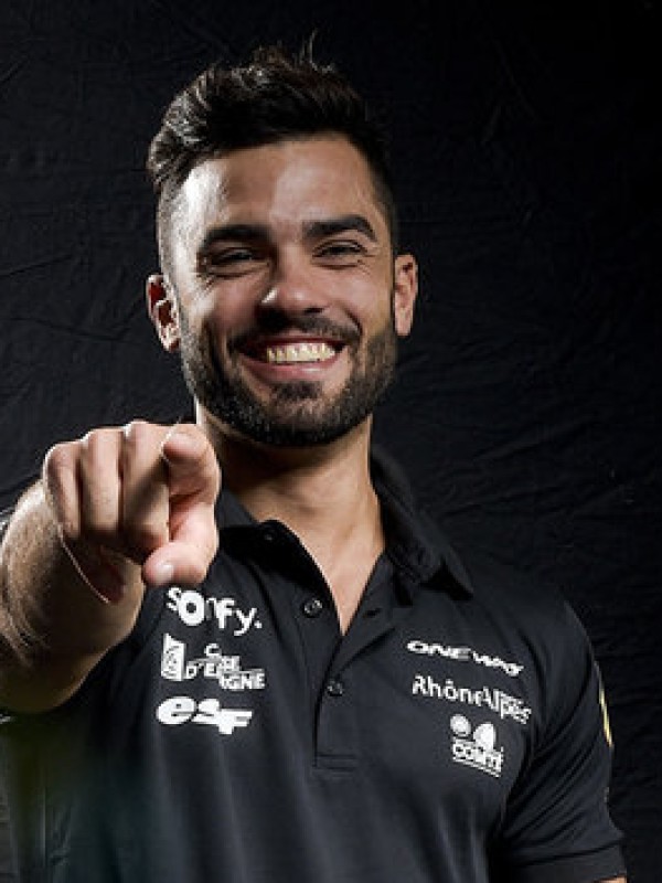 Симон Фуркадпен сұхбат