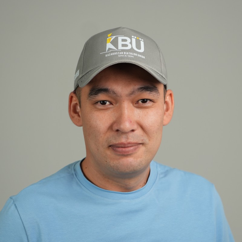 Серая бейсболка  "KBU"