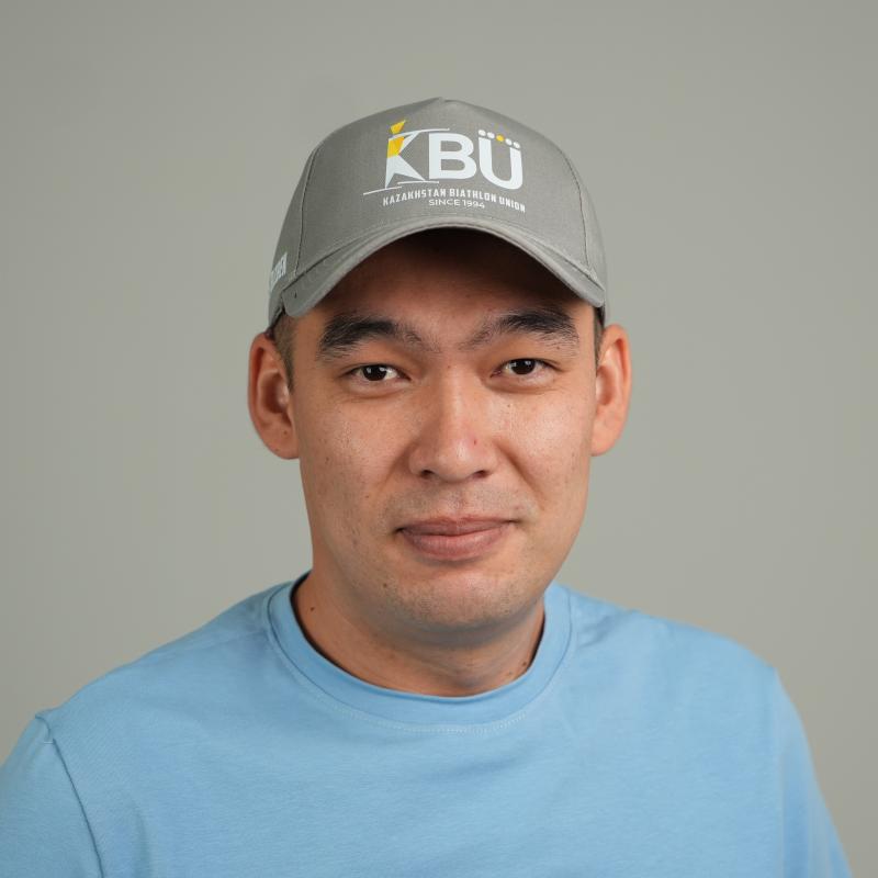 Серая бейсболка  "KBU"