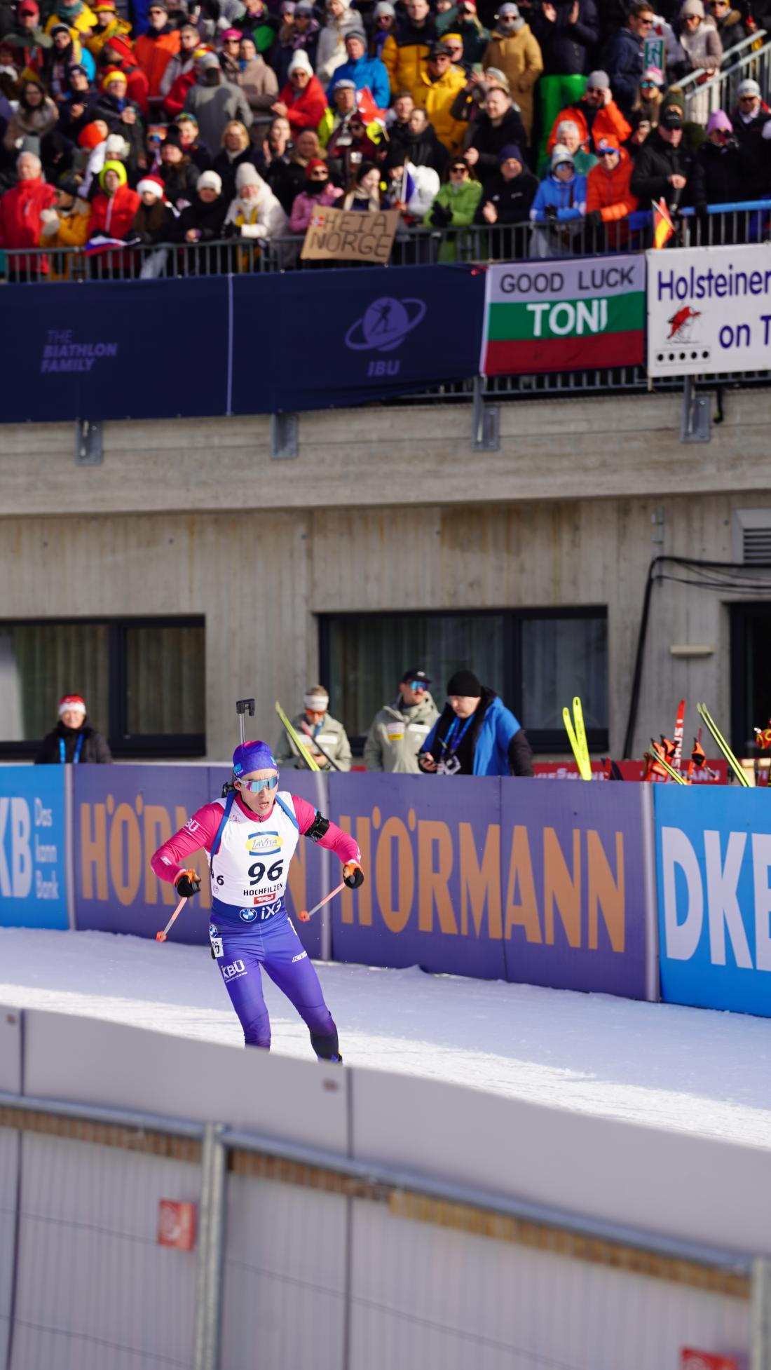 Кубок мира по биатлону: двое наших спортсменов прошли в гонку  преследования