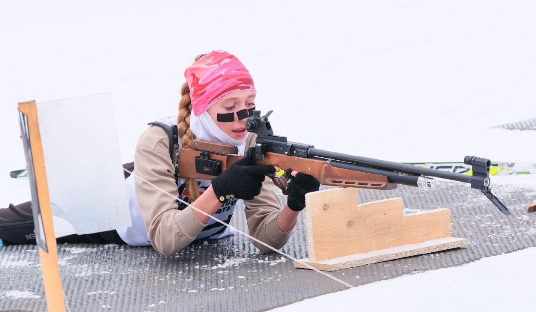 Биатлоншылар теріні үсіктен қалай сақтайды?